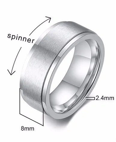 Produktdetail-Grafik des silberfarbenen Edelstahl-Spinner-Rings. Der äußere Ring (Spinner) ist gebürstet. Maße: 8mm Gesamtbreite, 2.4mm Dicke des Spinner-Elements.