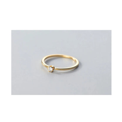 Schmaler Damenring aus 925 Sterling Silber mit 18 Karat Gelbgold-Vergoldung und eingefasstem Zirkoniastein