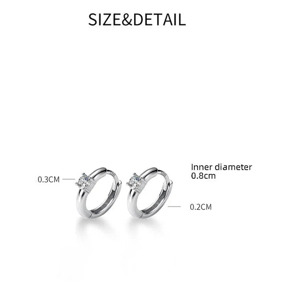 „Größentabelle für 925er Silber Creolen: 0,8 cm Innendurchmesser und 0,1 cm Breite mit Stein-Detail.“