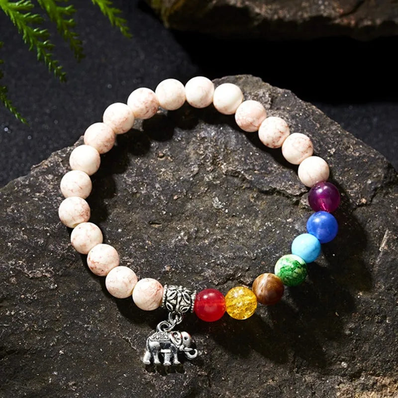 Detailansicht Chakry Armband - 8mm Perlen aus Zinklegierung mit spirituellen Tiersymbolen