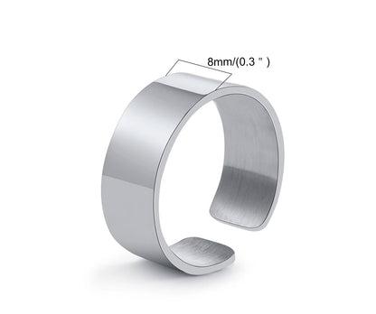 Produktgrafik des mittleren Modells: Größenverstellbarer Edelstahl-Bandring mit einer Breite von 8 mm. Gewicht 3,77g, Material: Edelstahl.