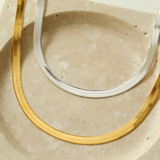 Flache Schlangenkette im Doppelpack, Silber und Gold | Snake Chain Halskette Set | Schmuck im Herringbone Design