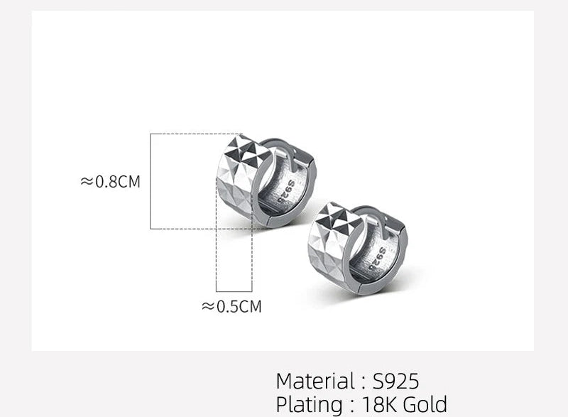 Produktgrafik mit Maßen für die kleinen 925 Silber Huggie-Creolen mit 18K Gold-Plattierung und Klappverschluss