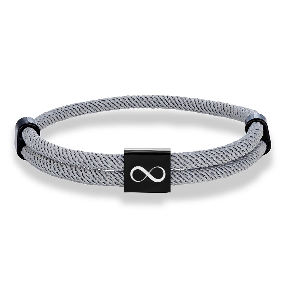 Infinity-Armband aus verschiedenen Blickwinkeln - modisches Design