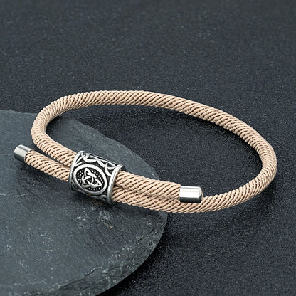 Armband Vika aus robustem Edelstahl - skandinavischer Chic mit mythologischen Elementen