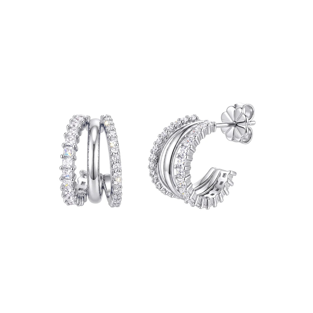 Freigestelltes Paar dreireihige Ohrstecker aus glänzendem 925 Sterling Silber mit Zirkonia-Reihen