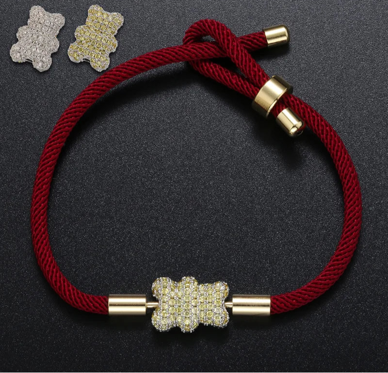 Armband Sam in stilvoller Schmuckverpackung - Bereit zum Verschenken für modebewusste junge Damen
