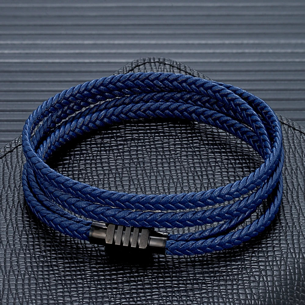 Armband Dave - Herrenarmband getragen am Handgelenk, zeigt perfekte Passform