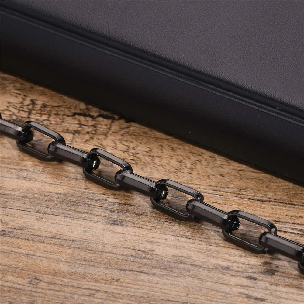 Seitliche Ansicht Armband Arwic - zeigt die 9,2 mm Breite der Glieder
