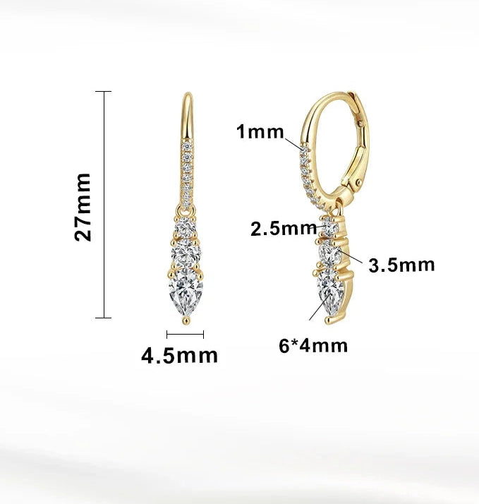 Technisches Bild eines einzelnen goldenen, hängenden Ohrrings aus vergoldetem 925er Silber mit Zirkonia-Besatz, inklusive Maßangaben für Länge und Breite der Zirkonia-Steine.