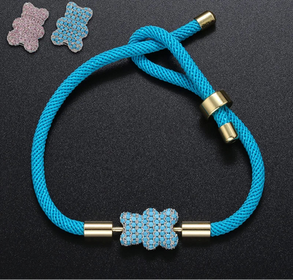 Armband Sam im modischen Styling - Perfektes Accessoire für junge, trendorientierte Damen
