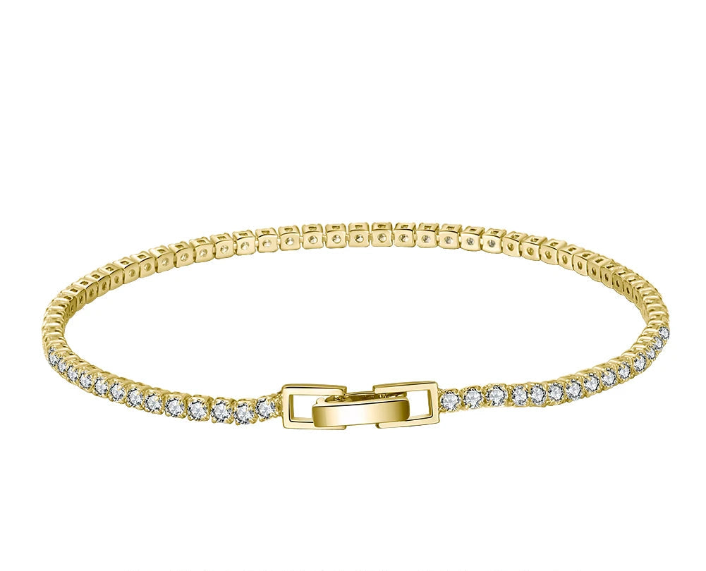 Nahaufnahme Armband Lucia - feine Verarbeitung aus echtem 925 Sterling Silber
